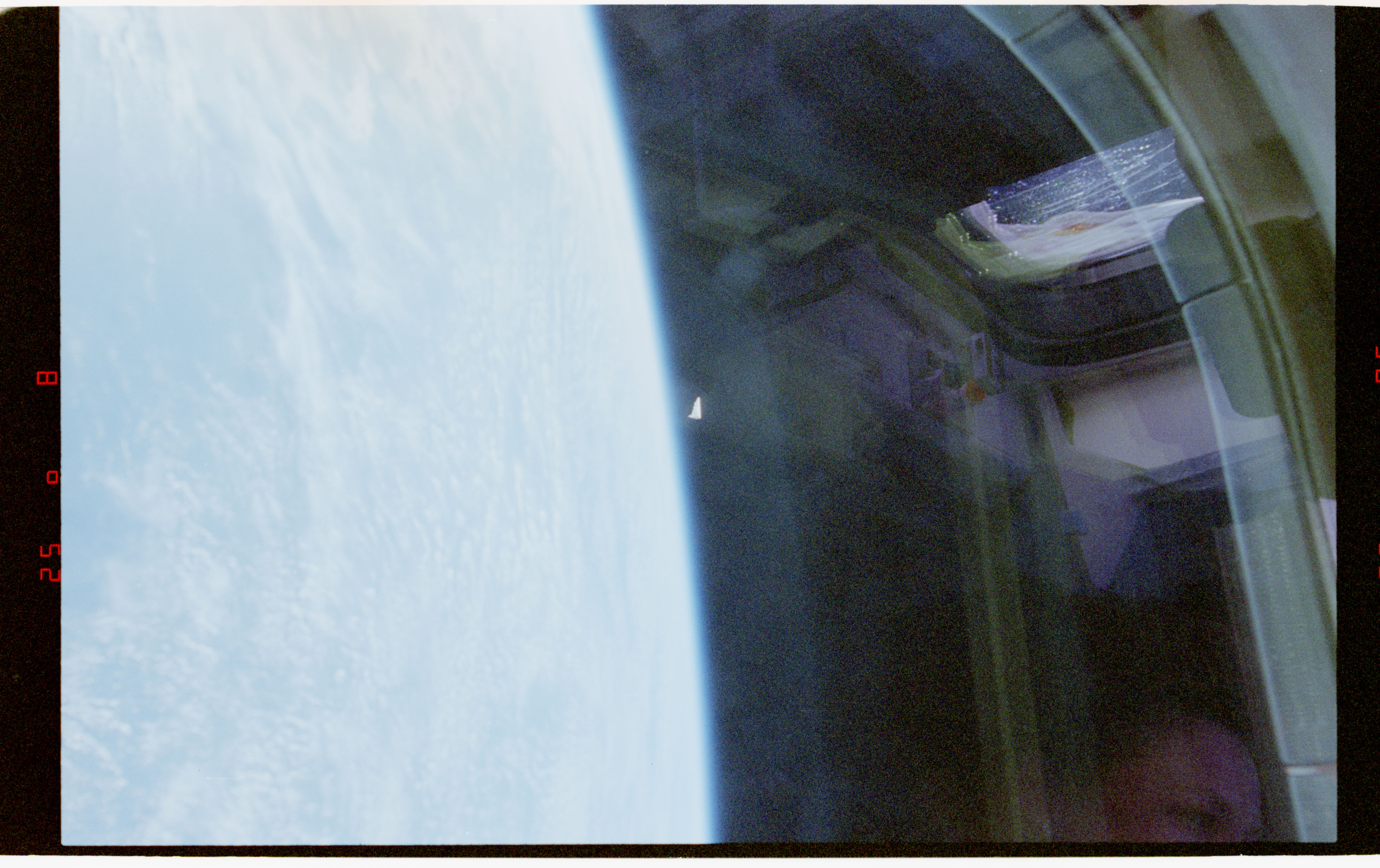 NASA STS-80 unidentified object still